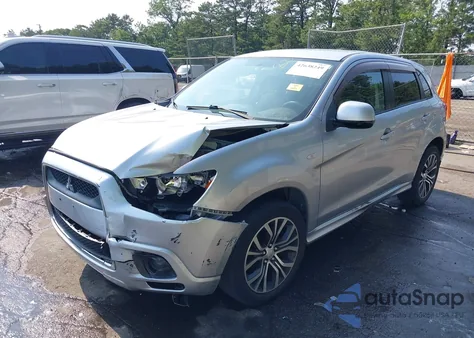 2011 Mitsubishi Outlander Sport Es z USA, uszkodzony, nr VIN JA4AP3AU2BZ000576